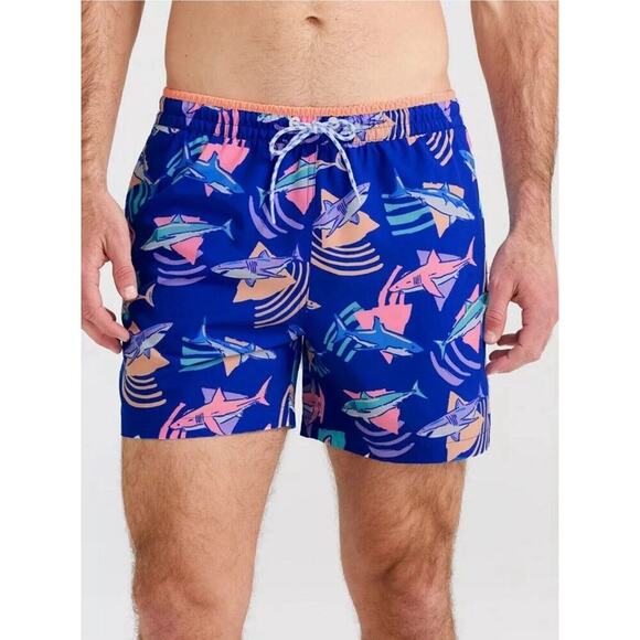 Chubbies Men's 2XL The Daddy Sharks 5.5" Classic Swim Trunk NWT - Picture 1 of 8
